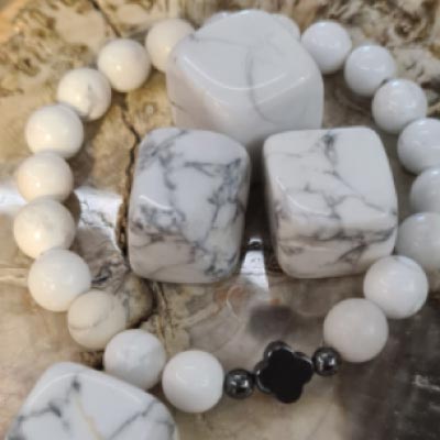 bijou-pierre-howlite Bracelet en Howlite adapté à apaiser l'esprit pour retrouver la clarté