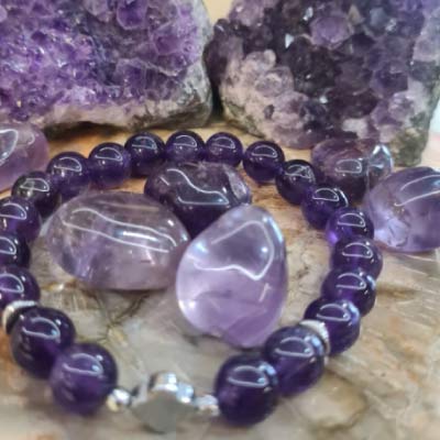bracelet amethyste Bijou en quartz pour retrouver l'estime de soi