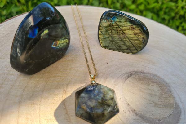 creation-pierres-naturelle-sur-mesure-3