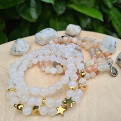 bracelet-pierre-de-lune Bracelet en Howlite adapté à apaiser l'esprit pour retrouver la clarté
